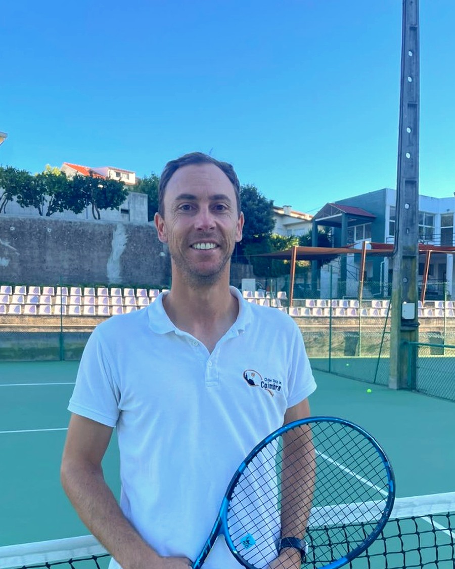 Tiago Olímpio, treinador no Clube de Ténis de Coimbra
